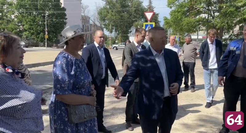 Депутат Госдумы пообещал контролировать с жителями благоустройство саратовского сквера 